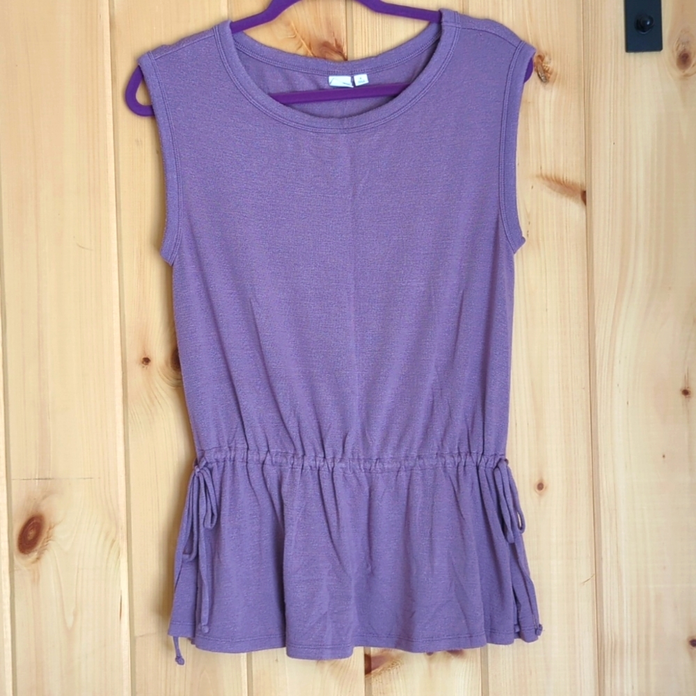 Gap cap sleeve shirt